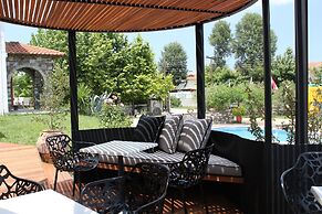 Zeus Hotel
