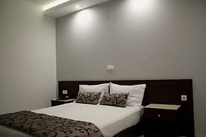 Zeus Hotel