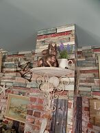 Driftwood Hotel