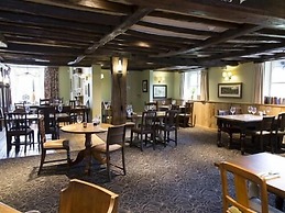 Hadley Bowling Green Inn