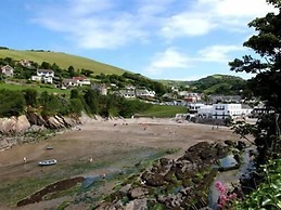 Saffron House Hotel