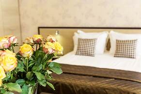 City Avenue Hotel