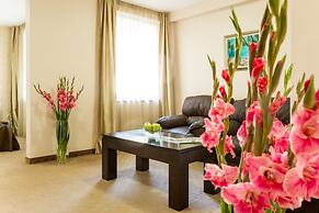 City Avenue Hotel