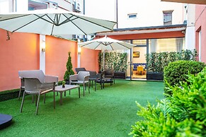 City Avenue Hotel