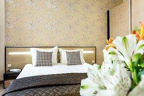 City Avenue Hotel