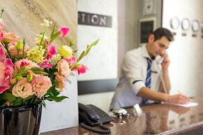 City Avenue Hotel