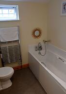 Crossways Inn