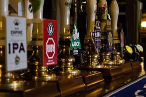 Crossways Inn