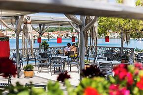 Hotel Pinija