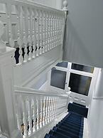 Falcon Crest Guest House
