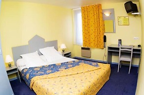 Crau Hotel