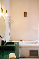 Riad O