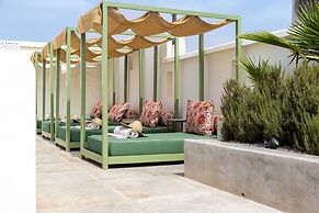 Riad O