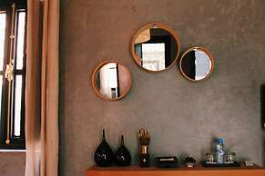 Riad O