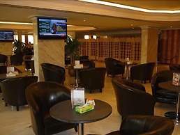 Bilqase Throne Hotel