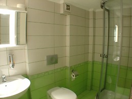 Ariadne Guesthouse