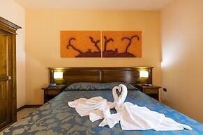 Tropis Hotel
