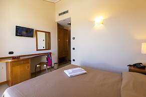 Tropis Hotel