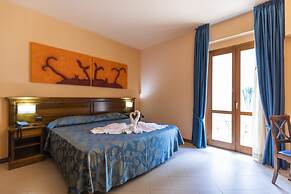 Tropis Hotel