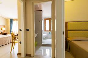 Tropis Hotel