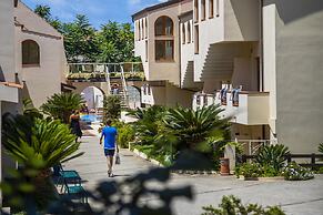 Tropis Hotel