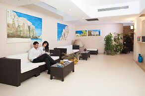 Tropis Hotel