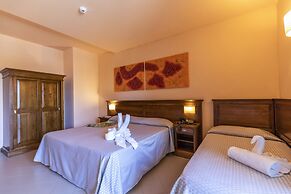 Tropis Hotel