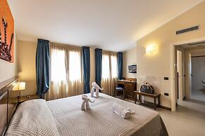 Tropis Hotel