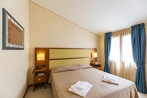 Tropis Hotel