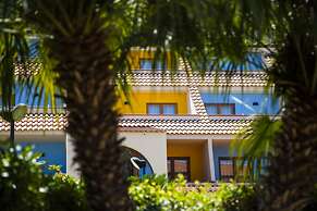 Tropis Hotel