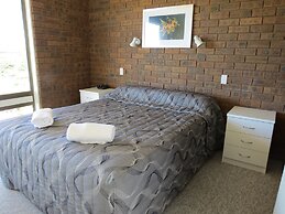 Penguin Mews
