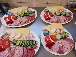 Pension Strohm im Lieth-Café