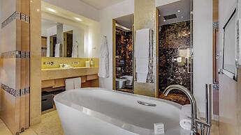 Conrad Algarve