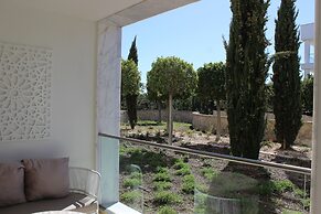 Conrad Algarve