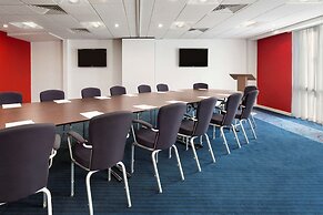 Ramada Encore by Wyndham Leicester City Centre