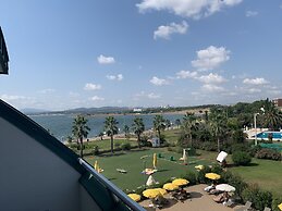 Hotel Hegsagone Marine Asia