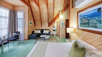 Mt Tamborine Stonehaven Manor