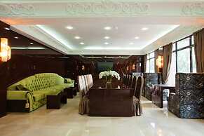 Maxim Pasha Hotel