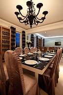 Maxim Pasha Hotel