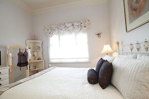 Pelican Sands Bed & Breakfast