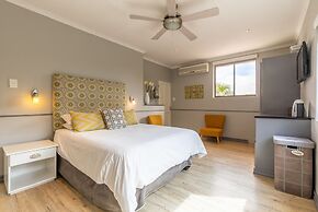 La Roca Guest House