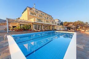 Cavos Bay Hotel and Studios