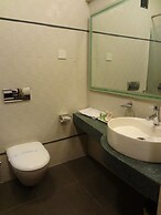 Hotel Suba Palace