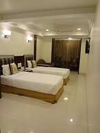 Hotel Suba Palace
