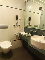 Hotel Suba Palace
