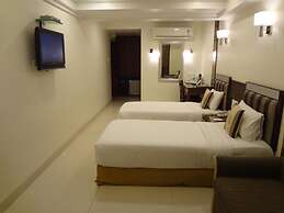 Hotel Suba Palace