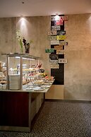 Haston City Hotel