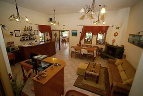 Orama Hotel