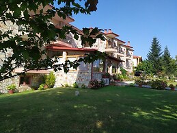 Orama Hotel
