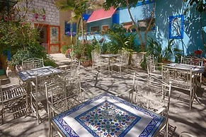 Port Inn - Hostel